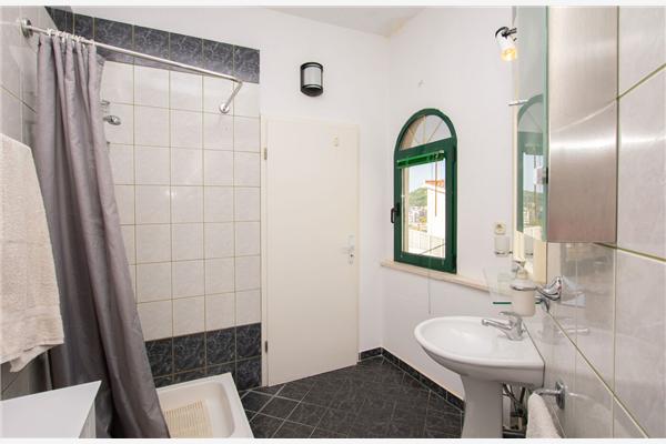 Apartment A1, for 8 persons