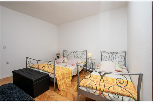 Apartment A1, for 8 persons
