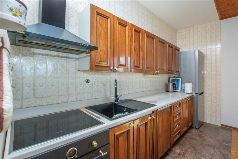 Apartment A1, for 8 persons