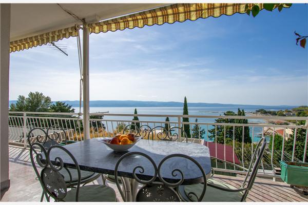 Apartment A1, for 8 persons