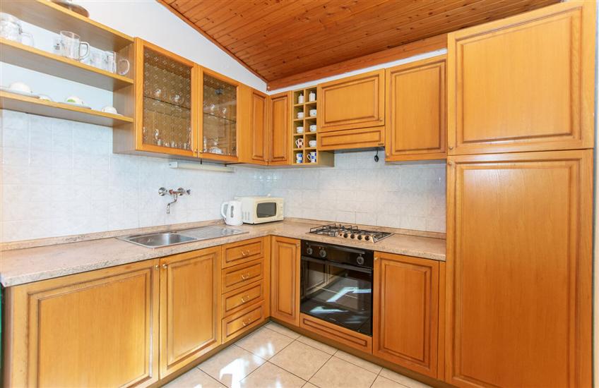 Apartment A2, for 5 persons