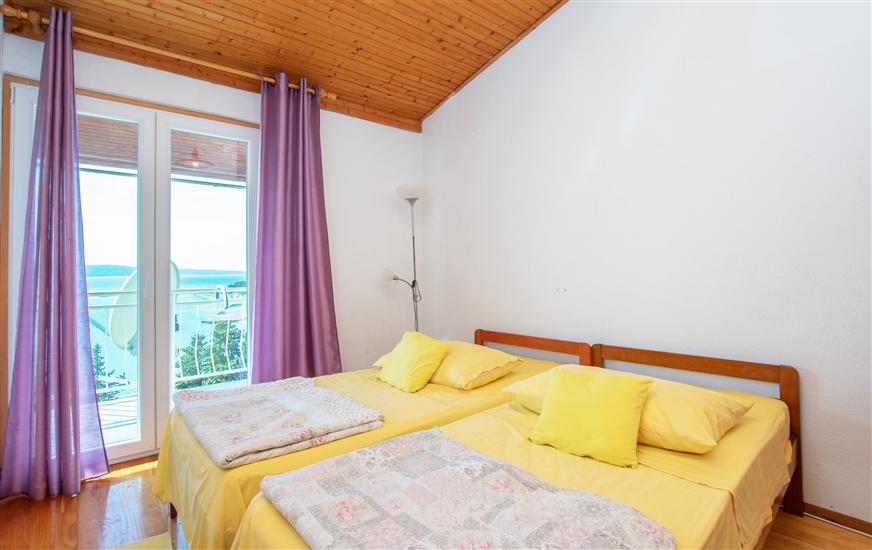 Apartment A2, for 5 persons