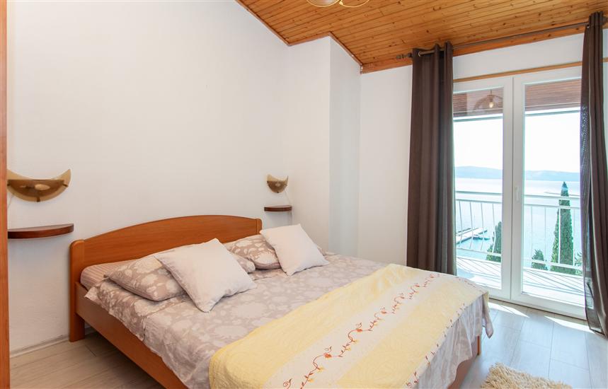 Apartment A2, for 5 persons