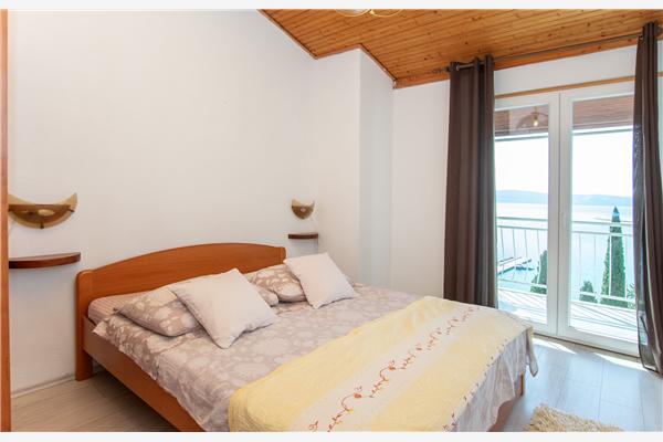 Apartment A2, for 5 persons