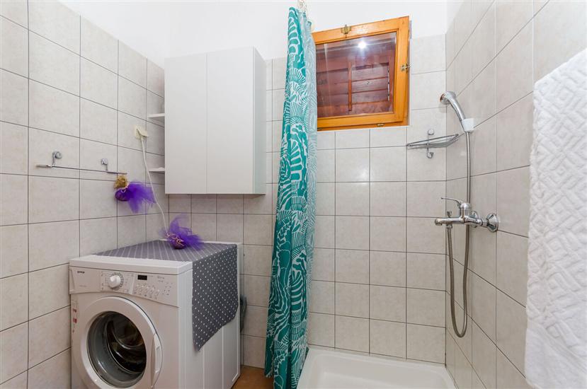 Apartment A3, for 6 persons