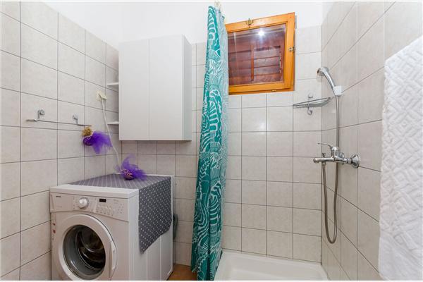 Apartment A3, for 6 persons