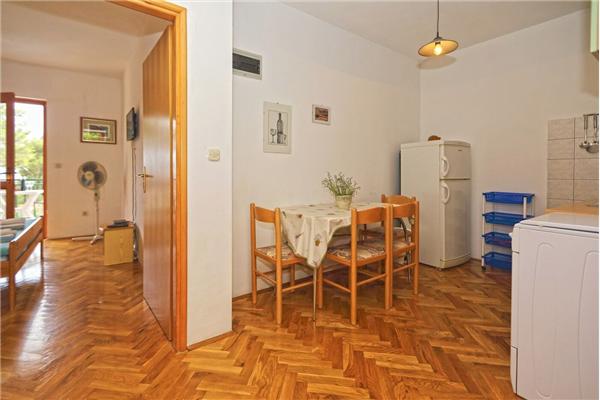 Apartment A4, for 4 persons