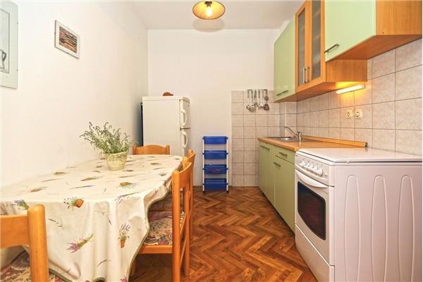 Apartment A4, for 4 persons