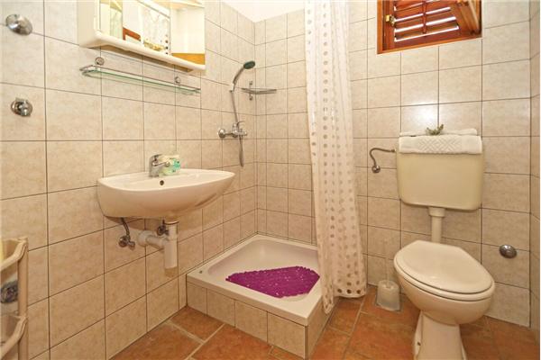 Apartment A4, for 4 persons