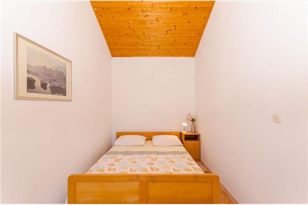 Apartment A5, for 4 persons