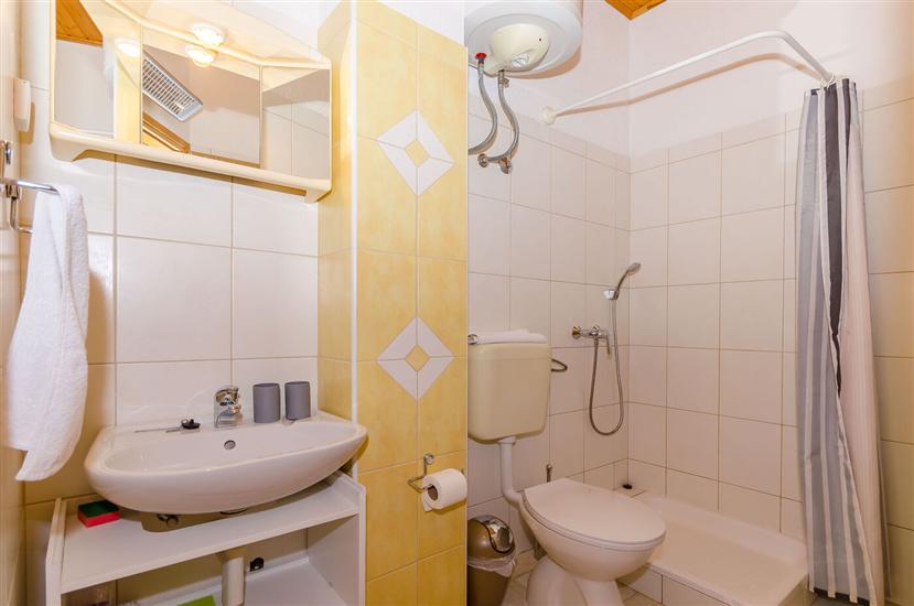 Apartment A5, for 4 persons