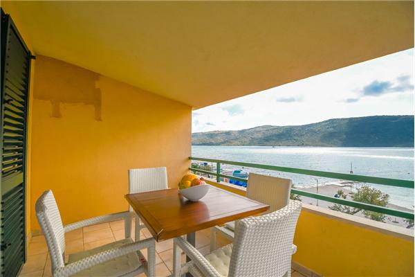 Apartment A6, for 4 persons