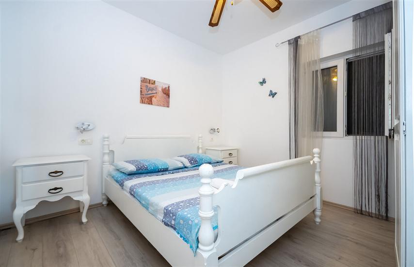 Apartman A1, na 6 osebe