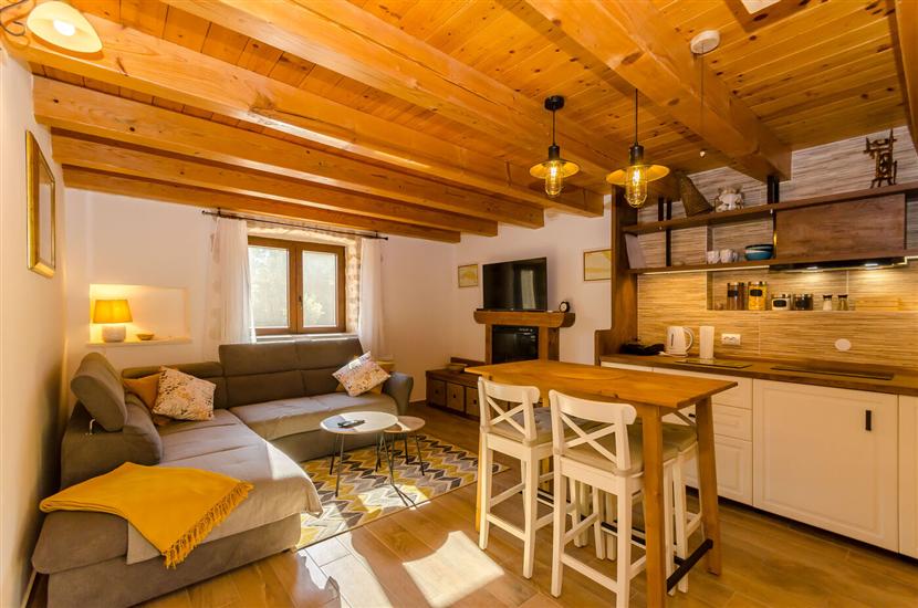 House K1, for 8 persons