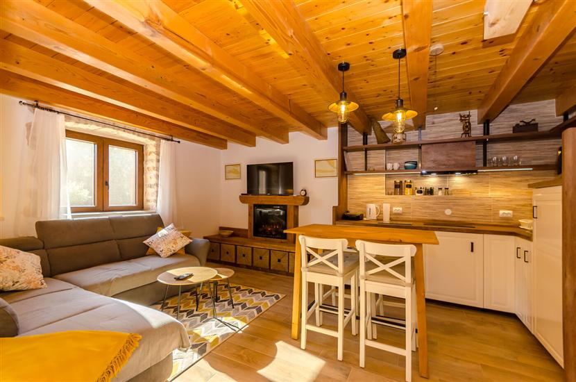 House K1, for 8 persons