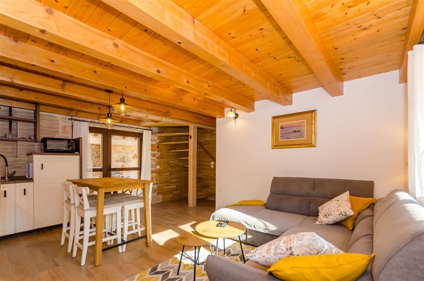 House K1, for 8 persons