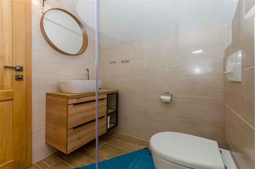 House K1, for 8 persons