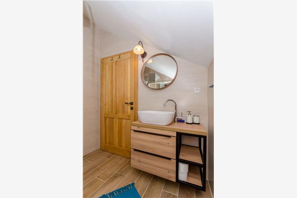 House K1, for 8 persons