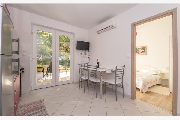 Apartment A1, for 4 persons