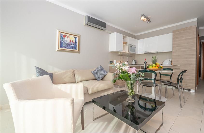 Apartment A1, for 5 persons