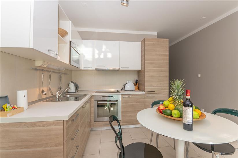 Apartment A1, for 5 persons