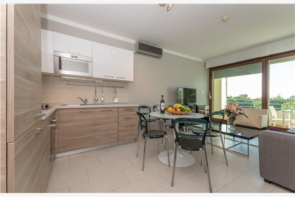 Apartment A2, for 5 persons