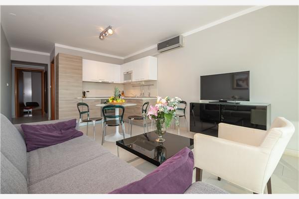 Apartment A2, for 5 persons