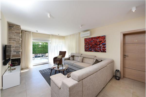 House K1, for 8 persons