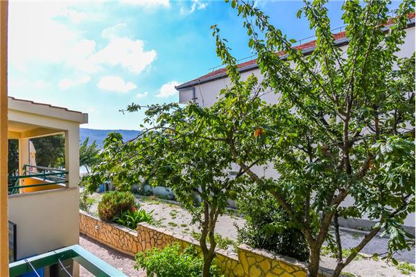 Apartment A8, for 4 persons