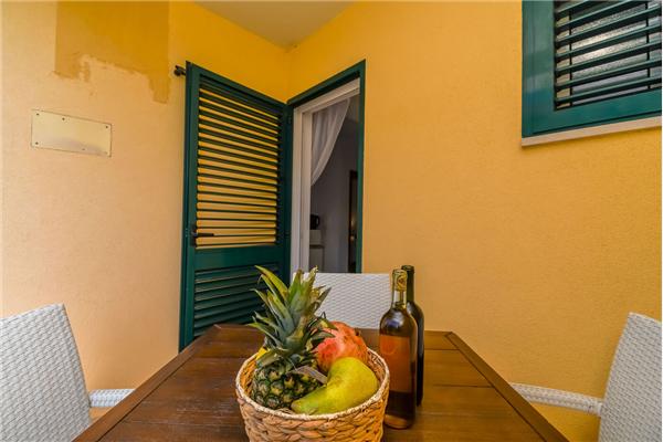 Apartment A8, for 4 persons