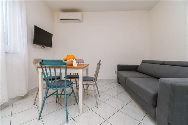 Apartment A8, for 4 persons
