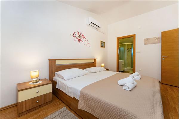 Apartment A2, for 4 persons