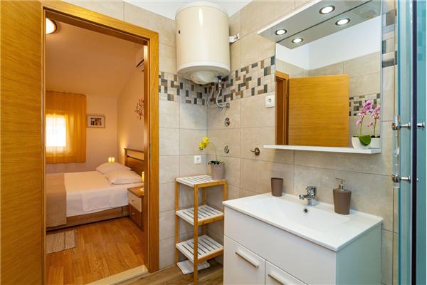 Apartment A2, for 4 persons