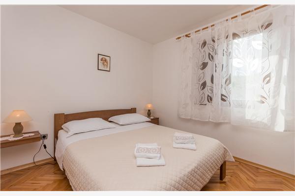 Apartment A1, for 6 persons