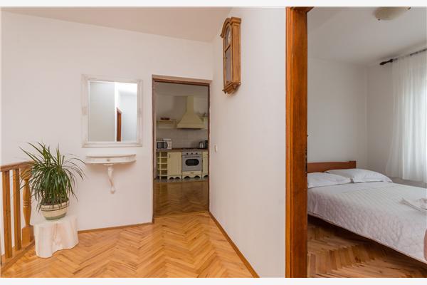Apartment A1, for 6 persons
