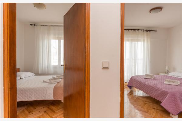 Apartment A1, for 6 persons
