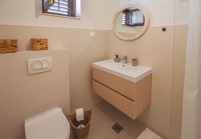 Apartment A1, for 6 persons