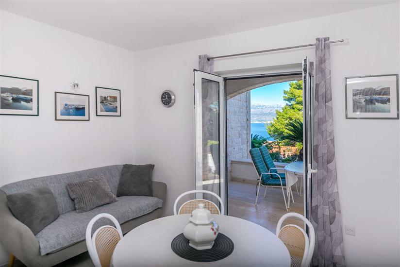 Apartment A2, for 3 persons