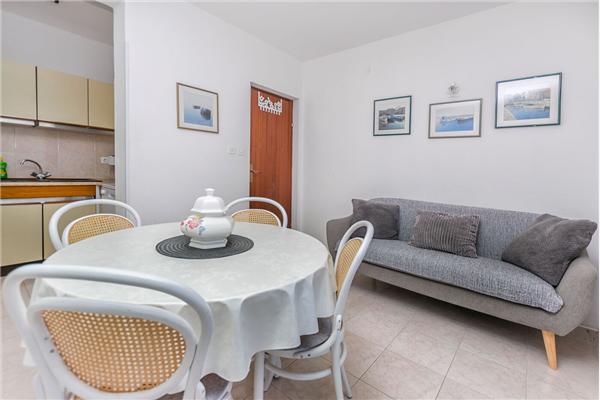Apartment A2, for 3 persons