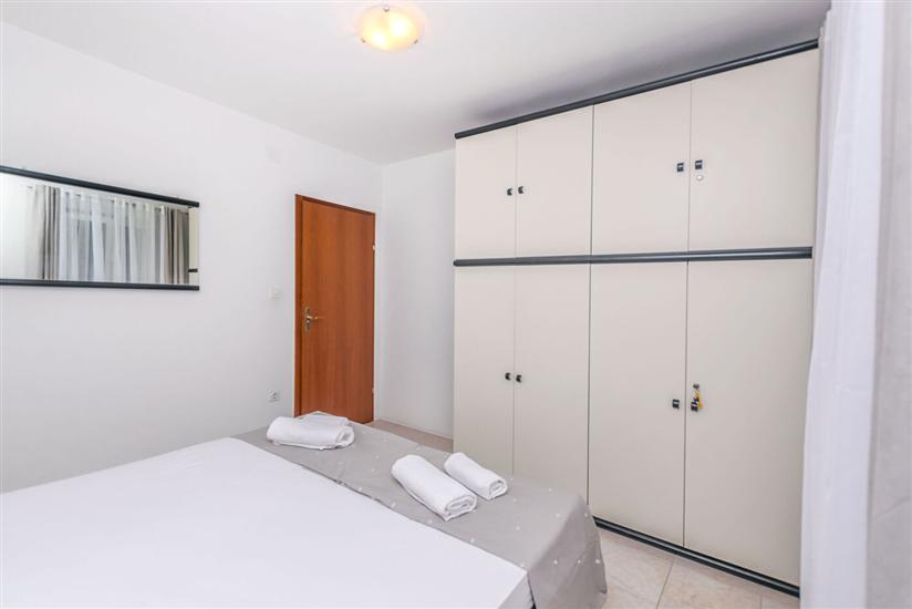 Apartment A2, for 3 persons