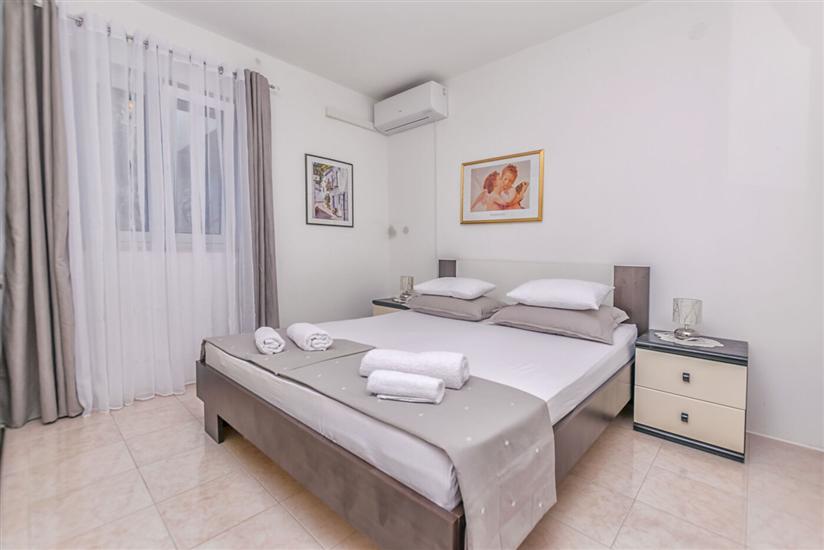 Apartment A2, for 3 persons