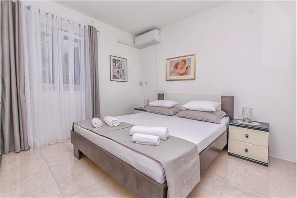 Apartment A2, for 3 persons