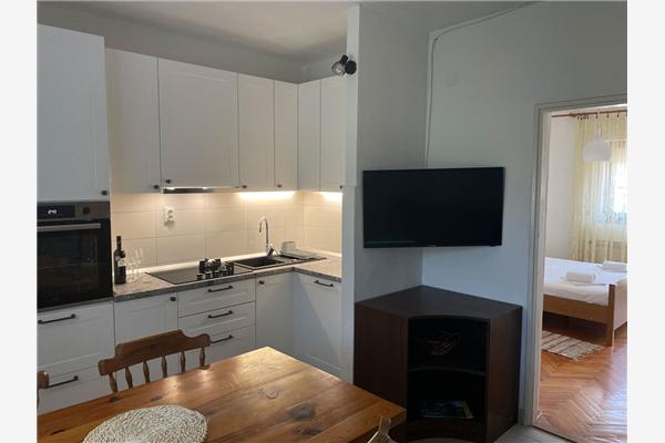 Apartment A1, for 5 persons