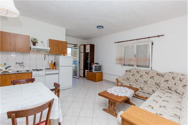 Apartment A2, for 3 persons