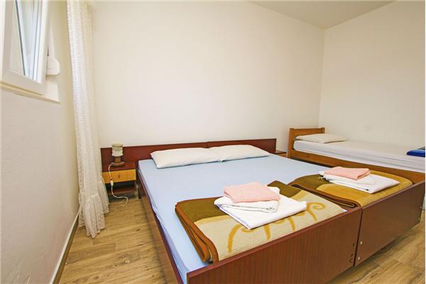 Apartment A1, for 6 persons
