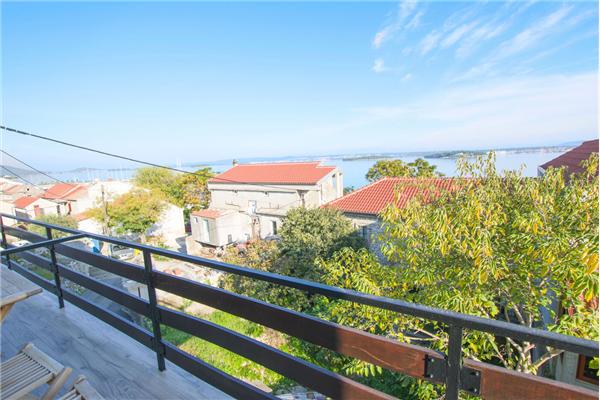 Apartment A1, for 6 persons