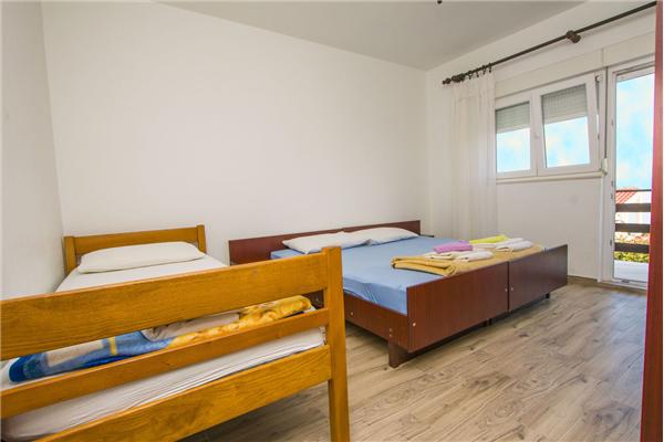 Apartment A1, for 6 persons