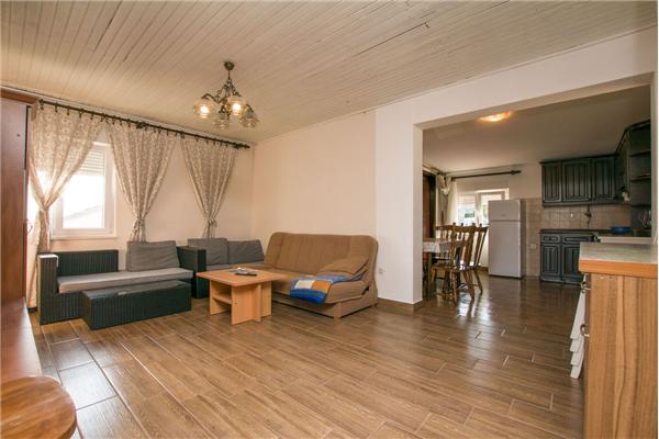Apartment A2, for 6 persons