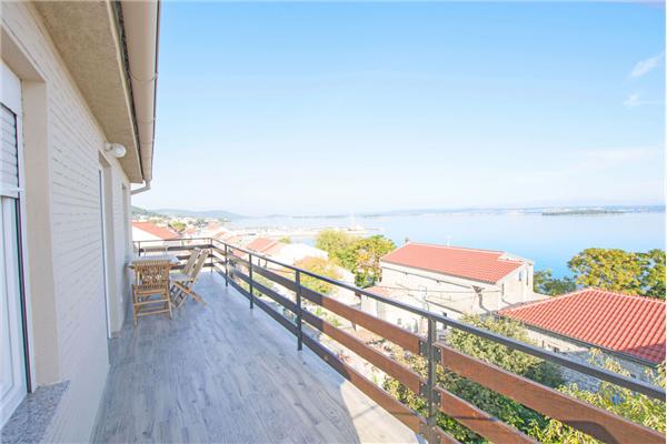 Apartment A2, for 6 persons