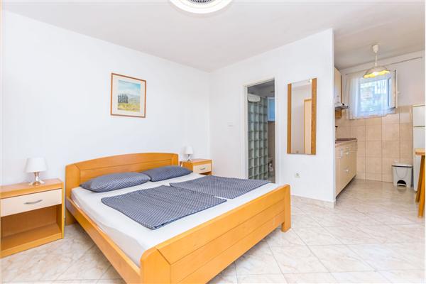 Apartment A1, for 2 persons